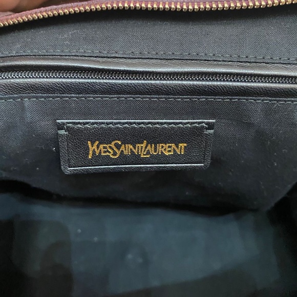Yves Saint Laurent Chyc Tote Bag - Picture 14 of 14